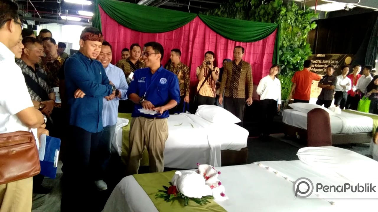 Bima Arya Kunjungi Event Bogor Hotel Expo 2019_PenaPublikcom (2)