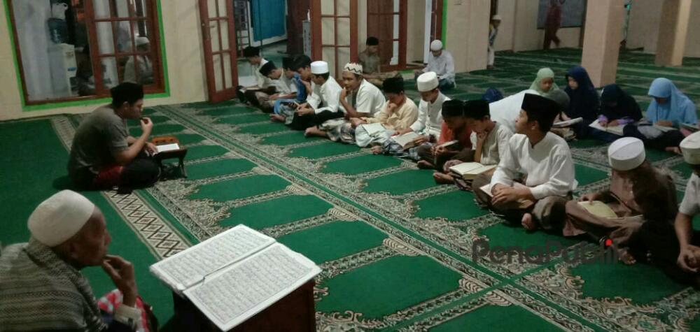 Hidupkan Malam Ramadhan Warga Balekambang Gelar Tadarus Al Quran.jpg