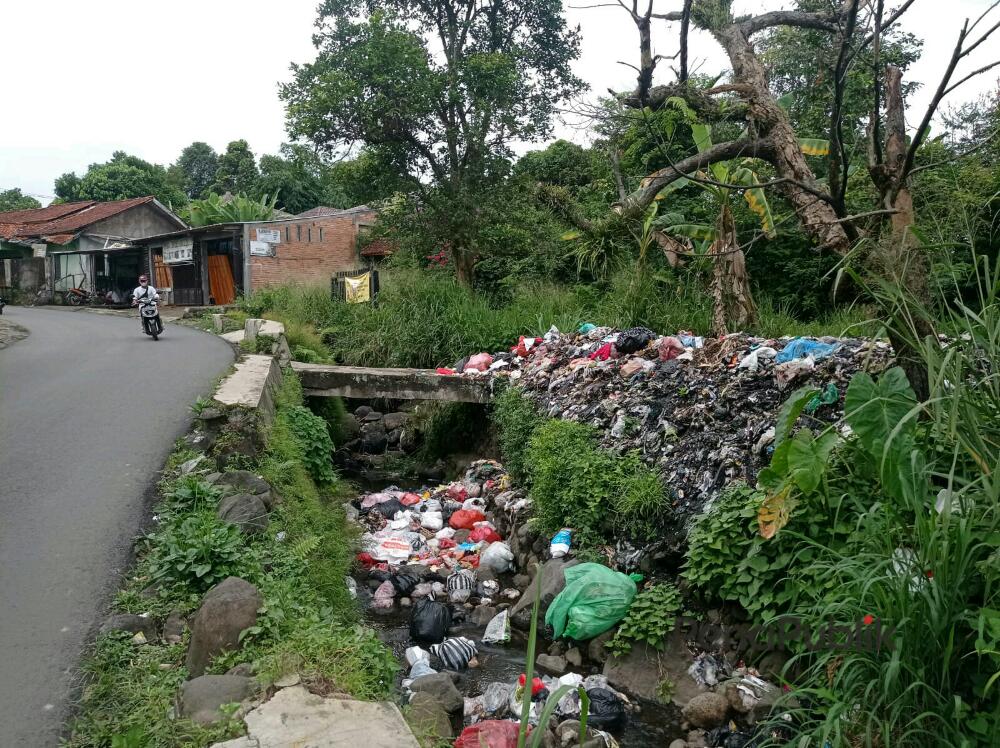 Saling Lempar Masalah Sampah Aktivis Pepeling Niscaya Tak Akan Selesai.jpg