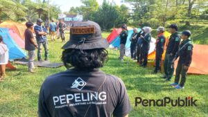 Mapala Bakti Bersama Mapala Unida Gandeng Komunitas Pepeling dan KWP : Reforestasi Puncak